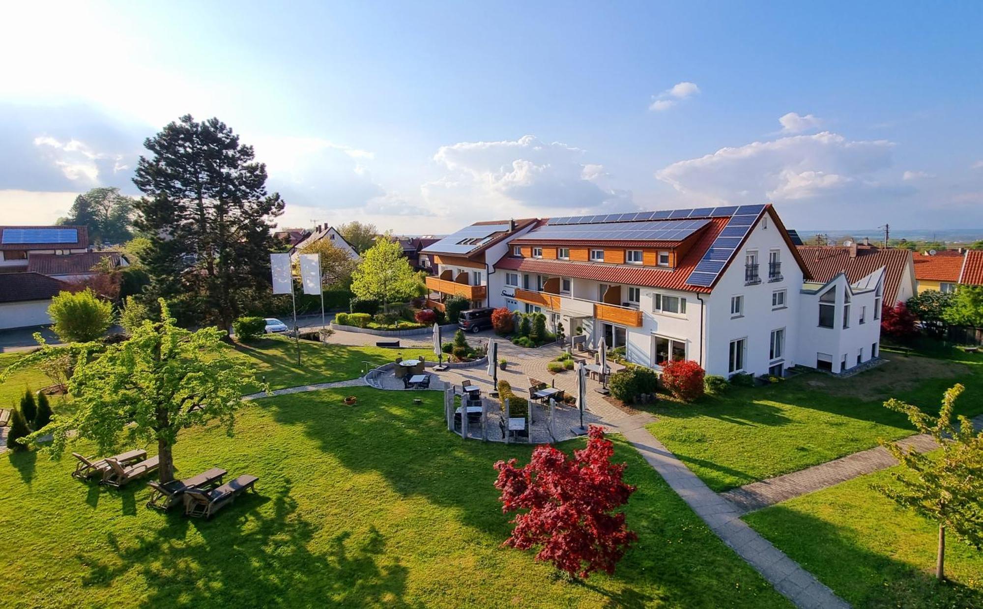 Landhotel Sonnenhalde Bad Boll Εξωτερικό φωτογραφία
