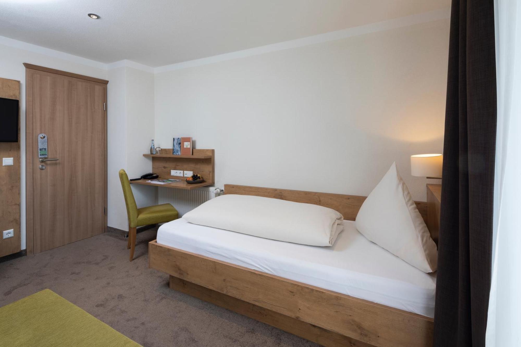 Landhotel Sonnenhalde Bad Boll Εξωτερικό φωτογραφία
